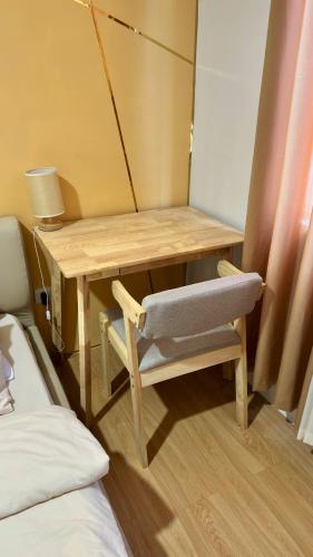 Raven's Nest Cozy Condo with Netflix Wi-fi in Imus