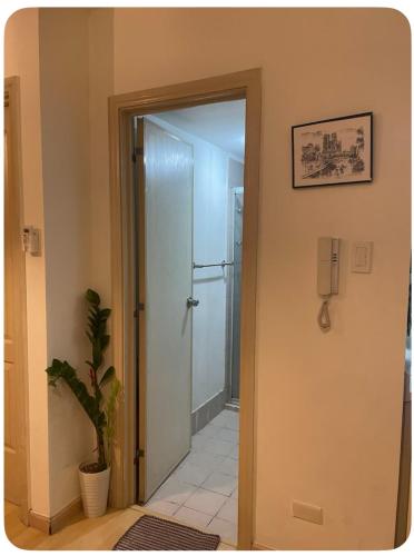 SOHO Central 1 BR Big Sized with balcony