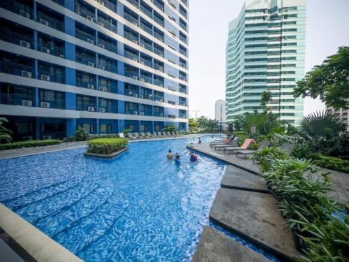 City Comfort Staycation 1BR Air Residences Makati
