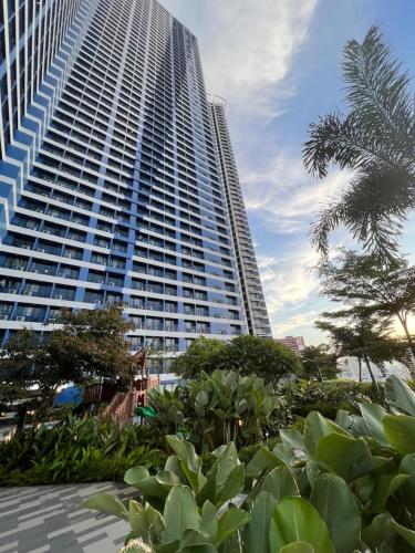 City Comfort Staycation 1BR Air Residences Makati