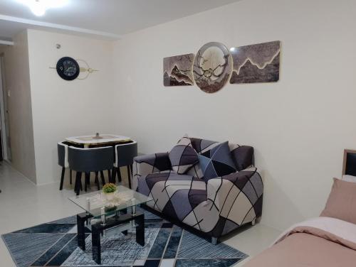 Condo in Manila JJ Staycation