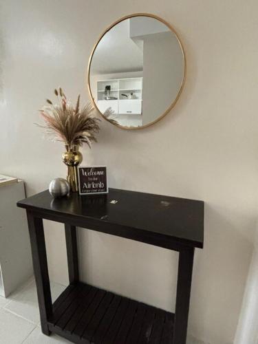 Dainty Den LF508 - Comfy & Chic Home beside Enchanted Kingdom