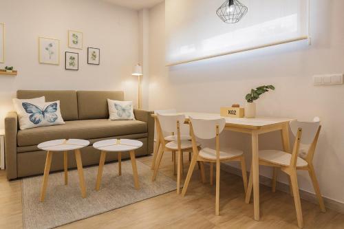 TRIA NOMINA Apartamentos Turísticos