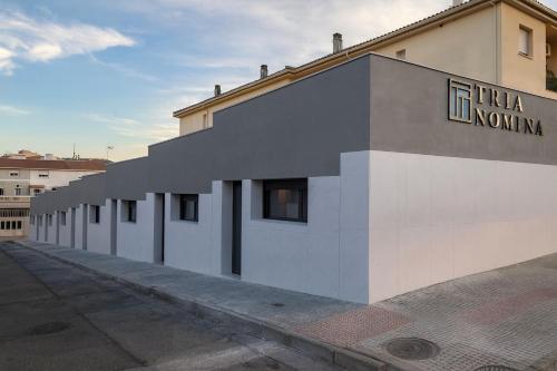 TRIA NOMINA Apartamentos Turísticos