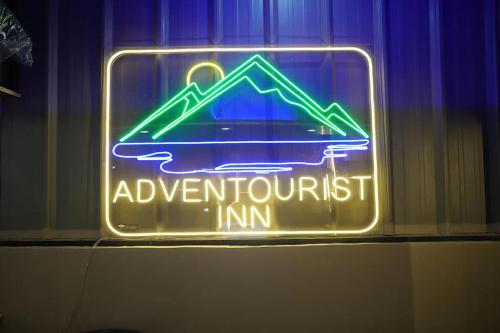 Adventourist Inn