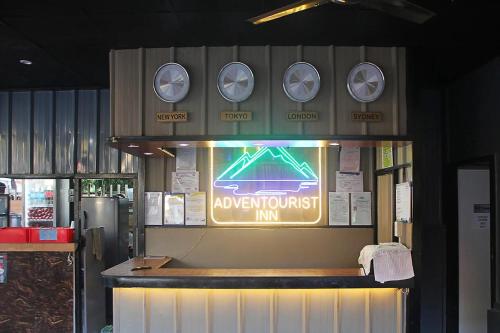 Adventourist Inn