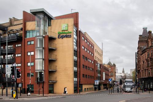Holiday Inn Express Glasgow - City Centre Riverside