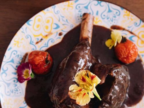 greet hotel Pont du Gard Route d'Avignon