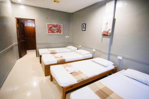 Hola Hostel Puerto Princesa