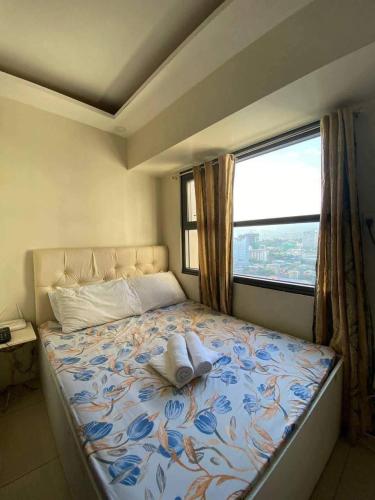 Horizon 101 Condominium