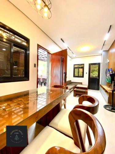 Rovinz Pine Breeze Staycation