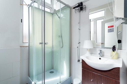 Divine House Of Graca