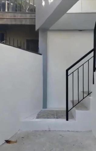 Rest House Studio Room Deluxe by Rizalia Apartment