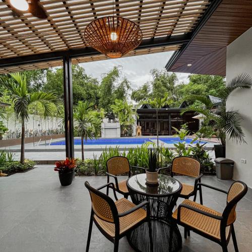 The Grove by Six Marys Resort