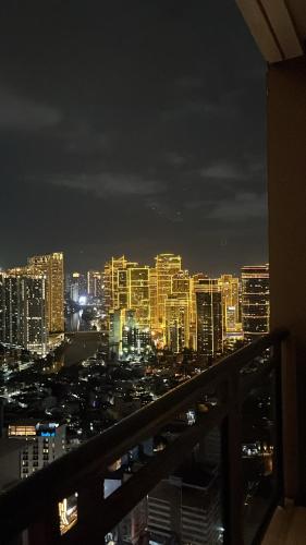 Charming Gramercy Studio w Rockwell Lights Viewing - Pet friendly! Gym & Pool Access