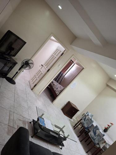 Cozy Apartment with Dining & Living Area