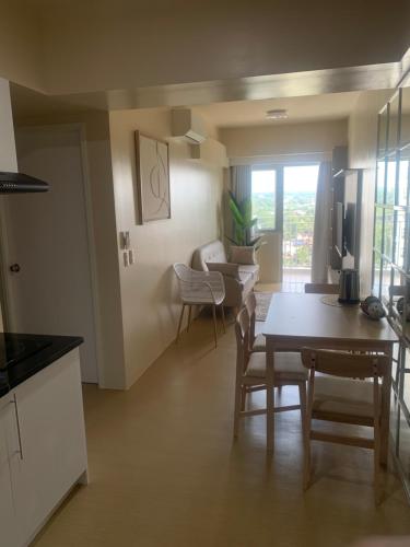 Trey 1-Bedroom Suite Avida Abreeza