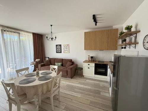 Boutique Home Magnolia