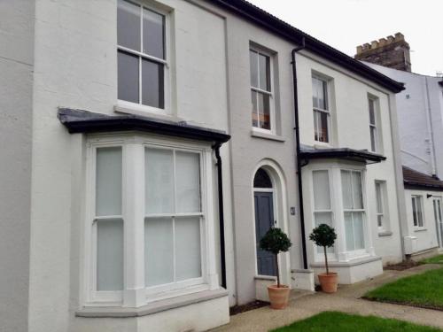 Golden Triangle Rooms