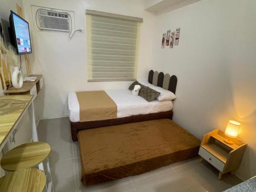 Sky Condotel Staycation