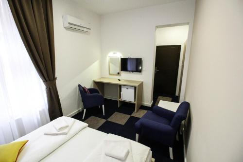 Hostel Story