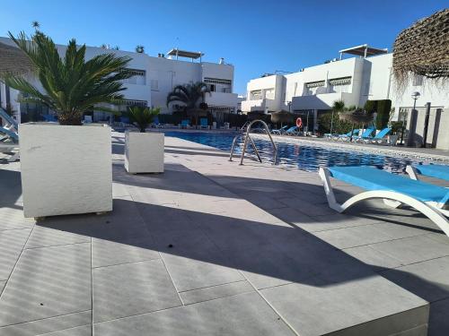 Apartamento en Vera Playa con piscina privada
