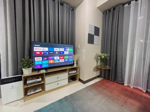 Executive luxury 2BR Condo Unit in McKinley Hill BGC Taguig