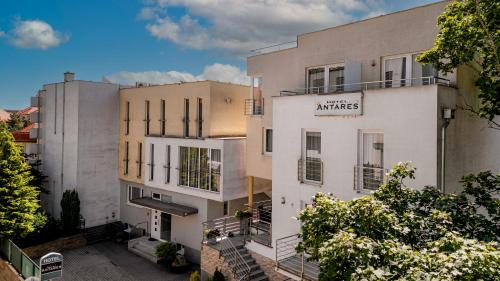 Hotel Antares