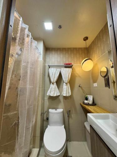 Luxxe Elite Suite at Shore 3 Residences near SM Mall of Asia and Manila Bay Seaside