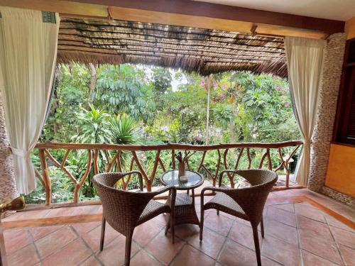 Coco Grove Beach Resort