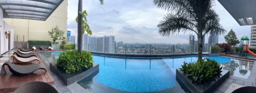 Tahanan Studio at Salcedo Skysuites