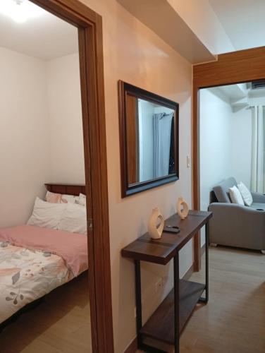 Cozy Staycation Suite at Rossy's Place near in Paranaque