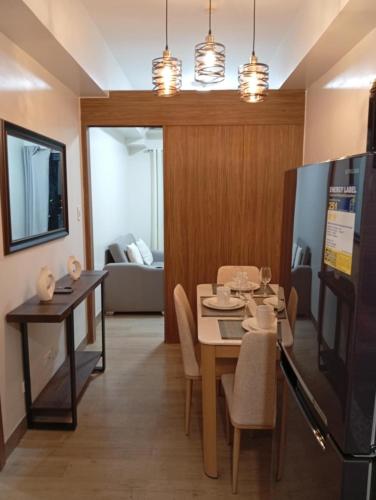 Cozy Staycation Suite at Rossy's Place near in Paranaque