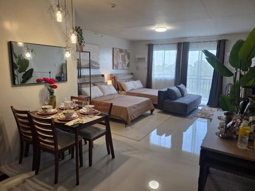 VERDANT by Vista Manors Deluxe Rooms with Balcony, Gym and Swimming Pool