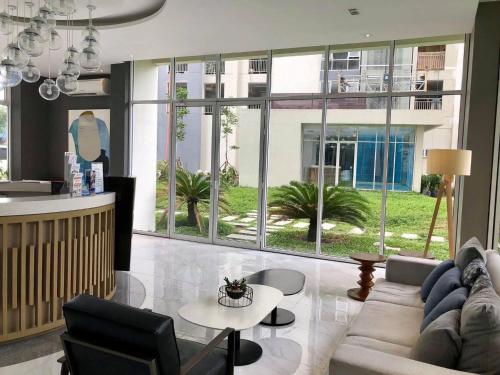 Doc Odette Studio Staycation