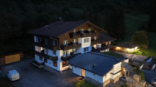 Pension Baranekhof - Baranek Resorts