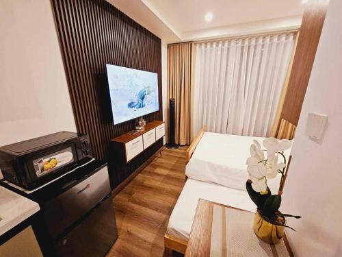 Condotel Near SM Baguio, Cathedral & Session Rd by Le Chateau Baguio