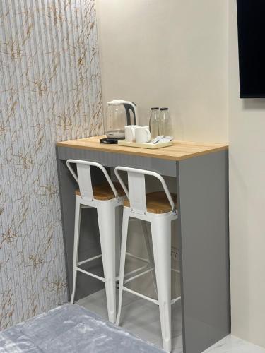 Casa Leveria Unit 8 with Balcony, Inquire Parking Availability