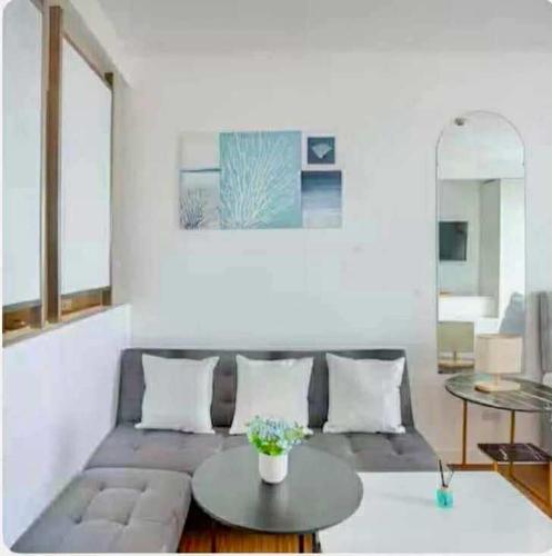 Deluxe Studio good for 3 adults in Novotel Suites Manila with City View