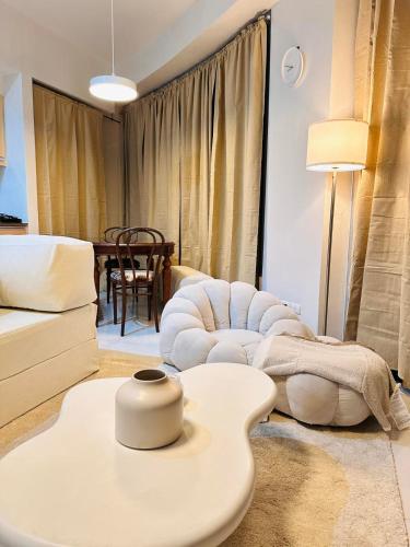 The Dreamy Cloud by Kozy Mood