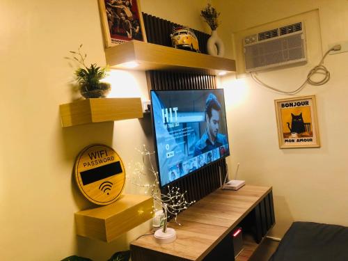 Dos Staycation Urban Deca Cubao