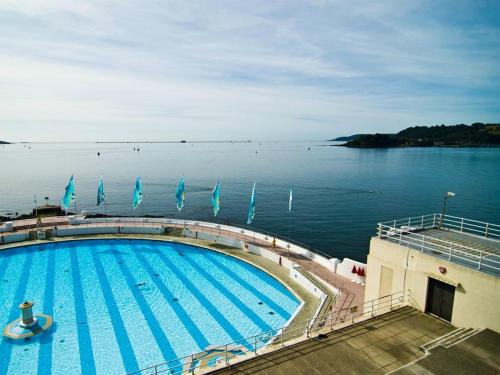 The Imperial Plymouth