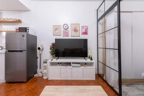 1BR Condo with Free Parking at SMDC Trees Residences, Fairview Quezon City