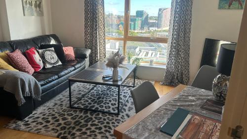 Leeds Dock Apartment
