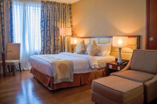 The Avenue Plaza Hotel