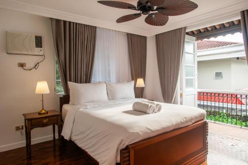 MiraNamin Nest SAMPAGUITA Suite - Balconies, Garden View, Pet Friendly with a Fee