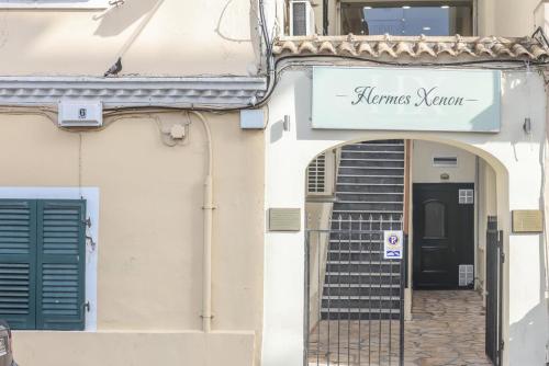 Hermes Xenon