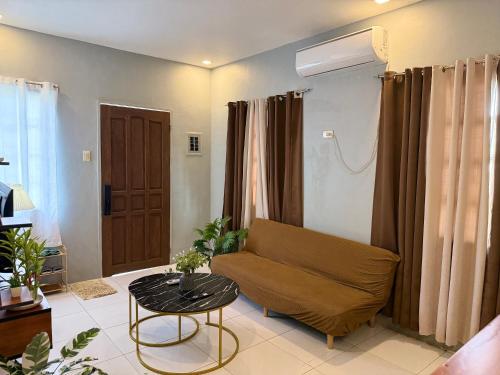 Casa de Dahican, 2BR House with generator - near Dahican beach