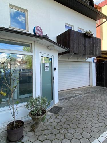 Mlada Lipa Guesthouse