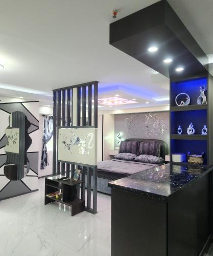 Condo Azur Suites B316 near Airport, Netflix, Stylish, Cozy with swimming pool